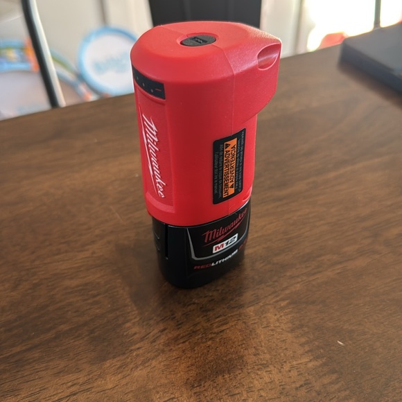 Milwaukee heated jacket - Picture 6 of 6